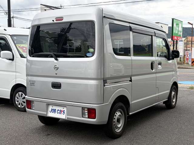 Nissan NV100 Clipper 9