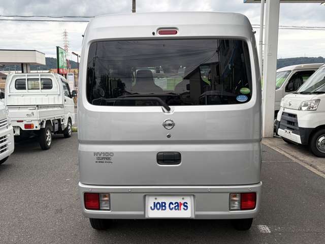Nissan NV100 Clipper 10