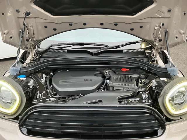 MINI Crossover 5