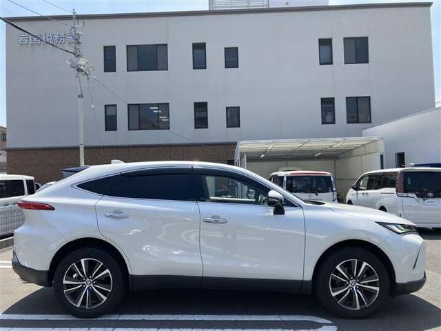 Toyota Harrier 10