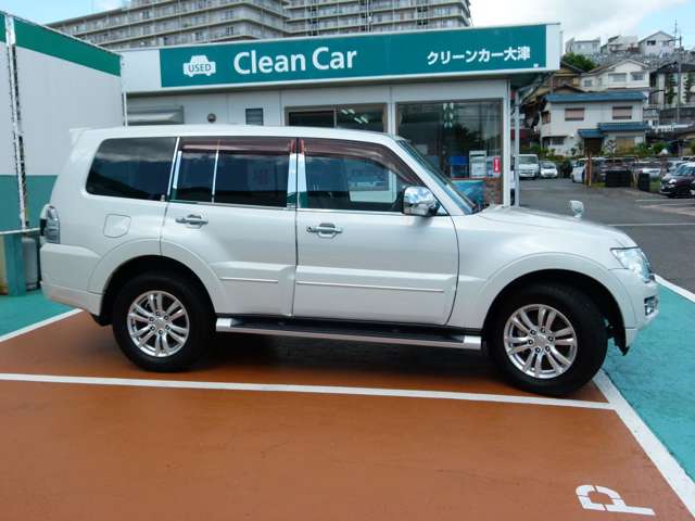 Mitsubishi Pajero 5