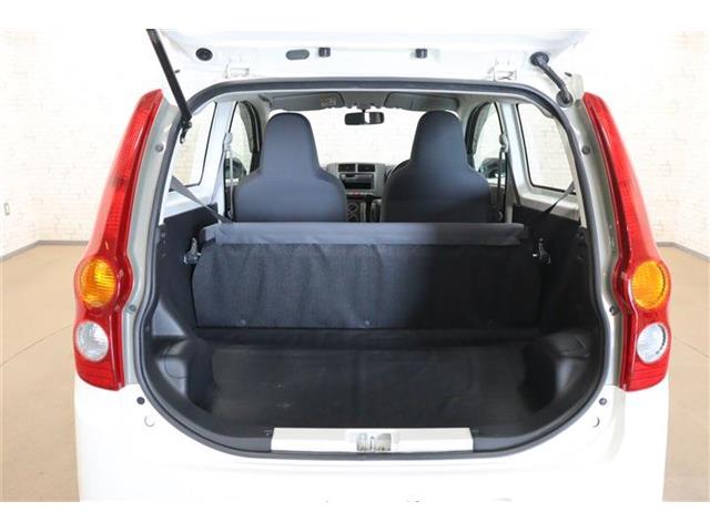 Daihatsu Mira 9