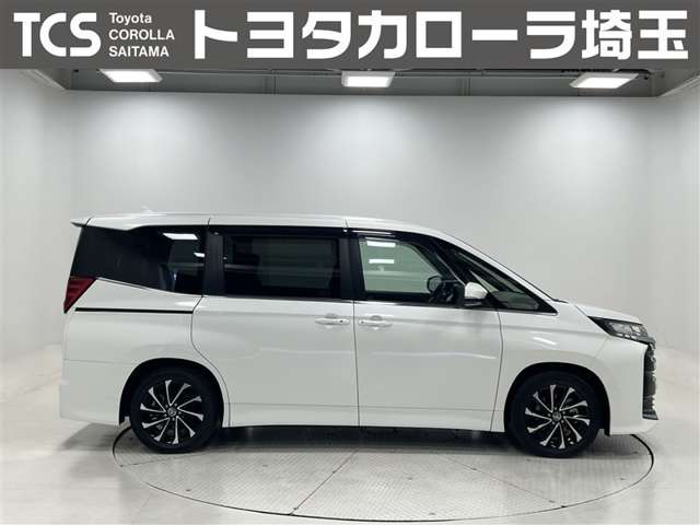Toyota Noah 9