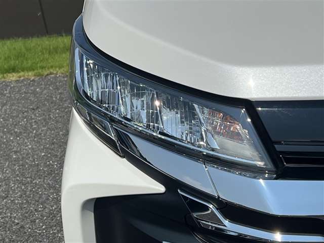 Toyota Noah 10