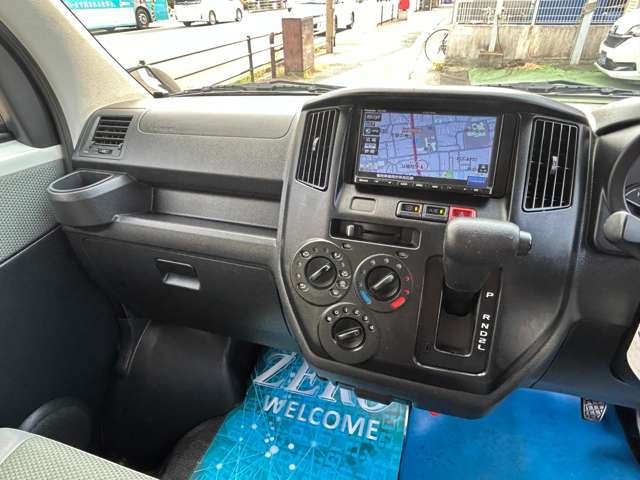 Toyota Town Ace Van 8