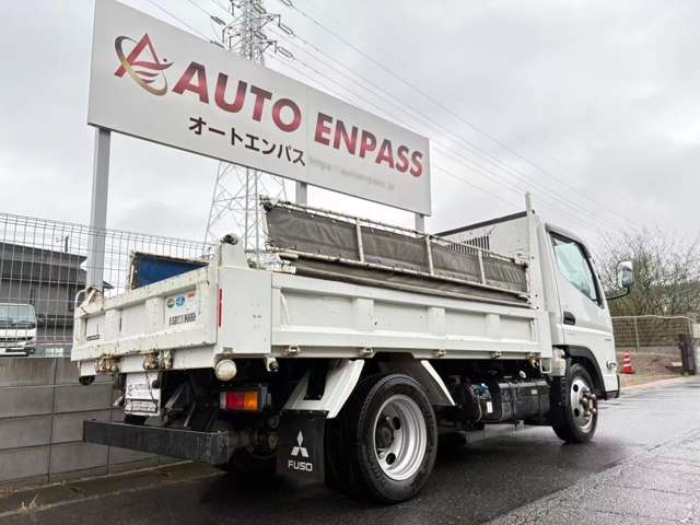 Mitsubishi Fuso Canter 2