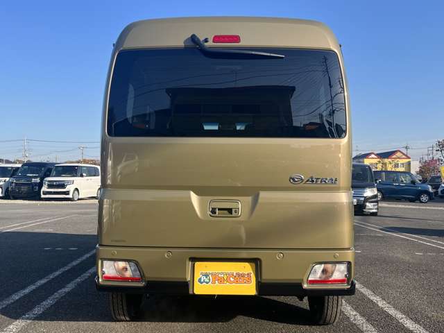 Daihatsu Atrai 11