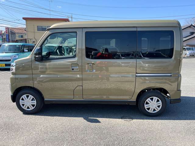 Daihatsu Atrai 7