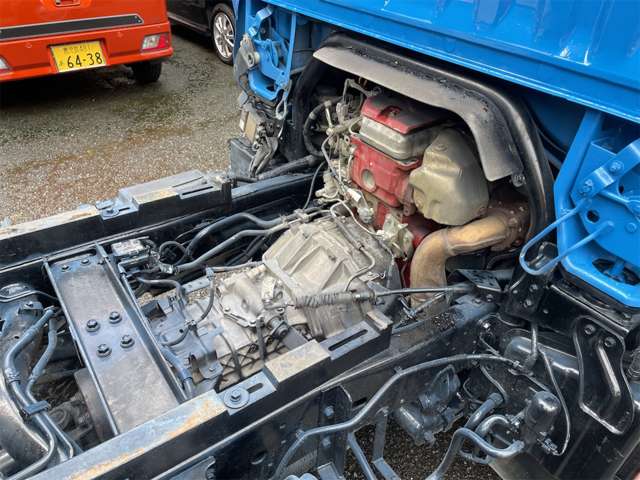 Hino Dutro 7