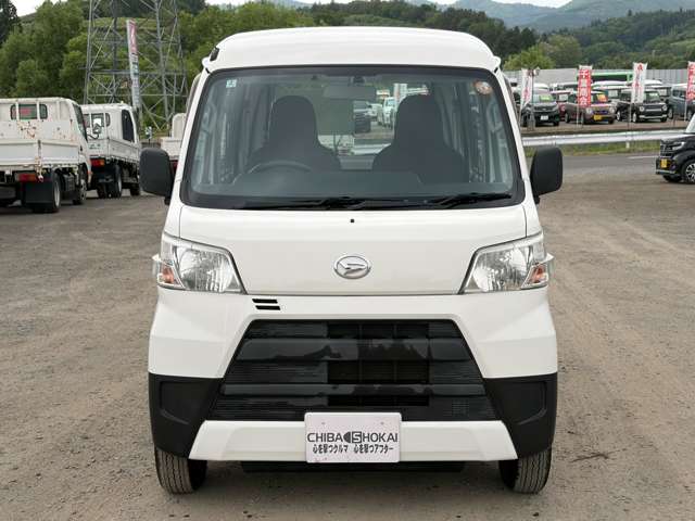 Daihatsu Hijet Cargo 2