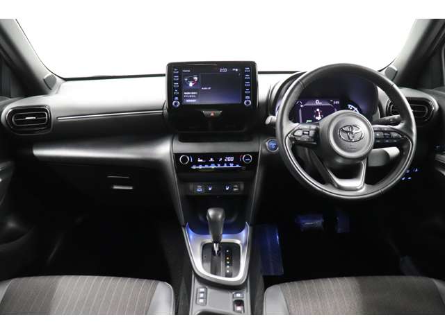 Toyota Yaris Cross 8