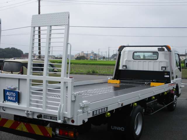 Mitsubishi Fuso Canter 10