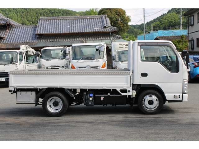 Isuzu Elf 5
