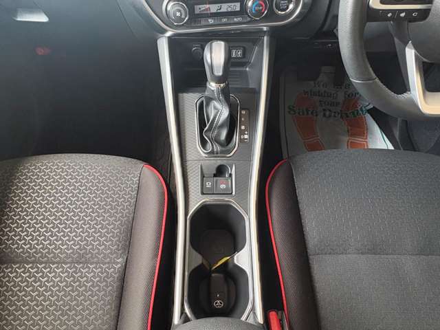 Toyota Raize 8