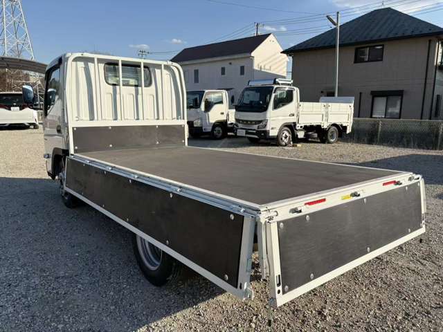 Mitsubishi Fuso Canter 10