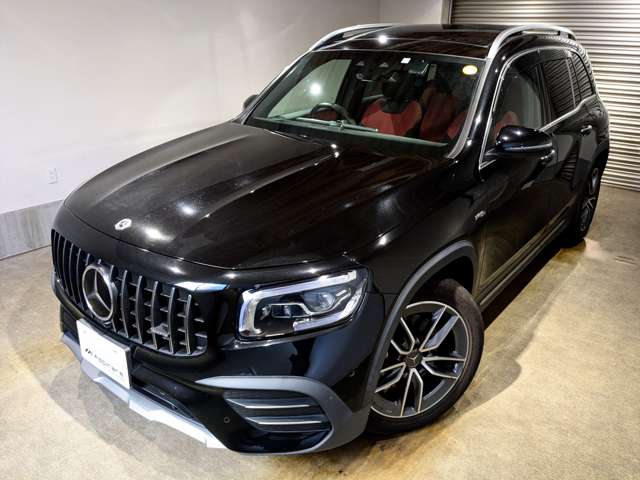 Mercedes-Benz GLB 4
