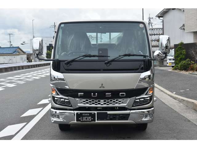 Mitsubishi Fuso Canter 7