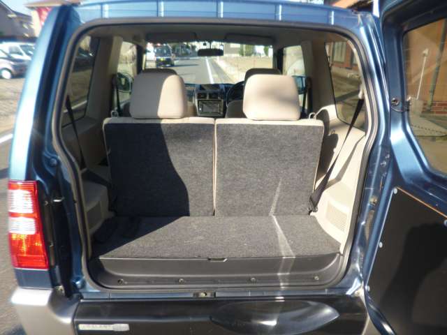 Mitsubishi Pajero Mini 12