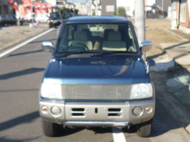 Mitsubishi Pajero Mini 2