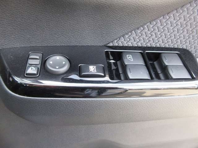 Mitsubishi eK X 11