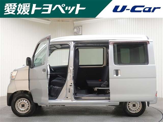 Daihatsu Hijet Cargo 3