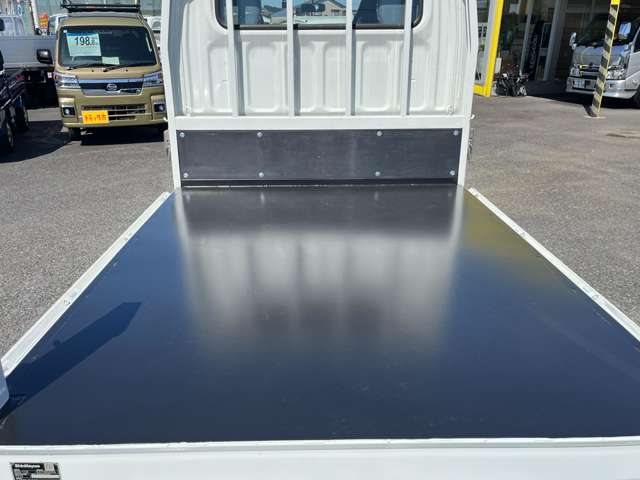 Mitsubishi Fuso Canter 12