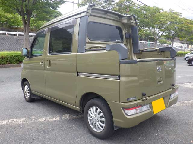 Daihatsu Hijet Deck Van 9