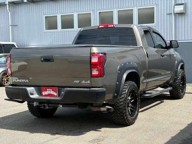 Toyota Tundra 4