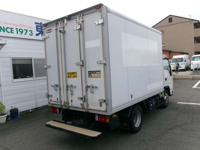 Isuzu Elf 2