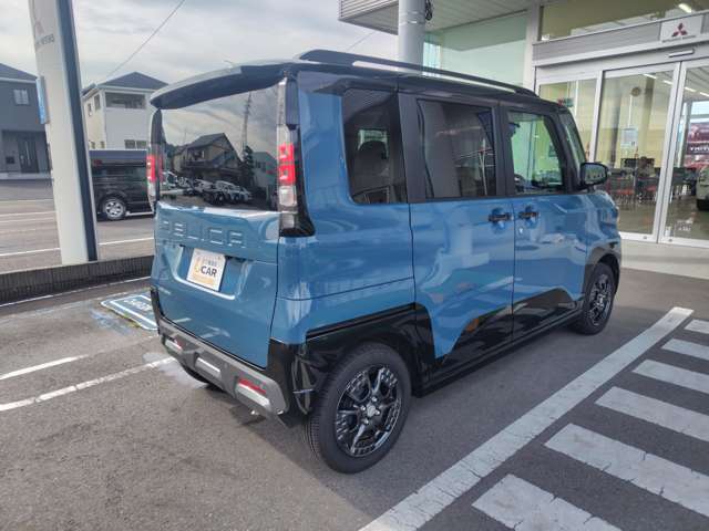 Mitsubishi Delica Mini 2