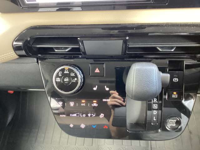 Mitsubishi Delica Mini 11