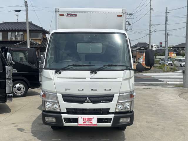 Mitsubishi Fuso Canter 8