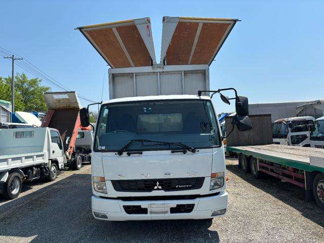 Mitsubishi Fuso Fighter 2