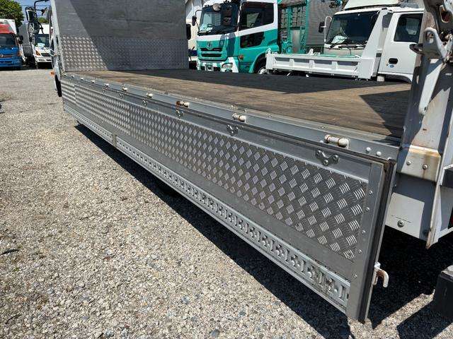 Mitsubishi Fuso Fighter 9