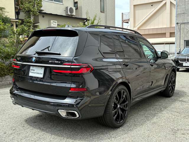 BMW X7 11