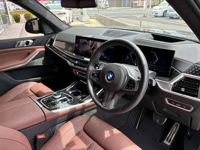 BMW X7 12