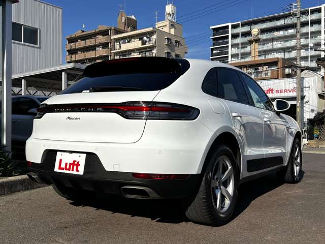 Porsche Macan 2