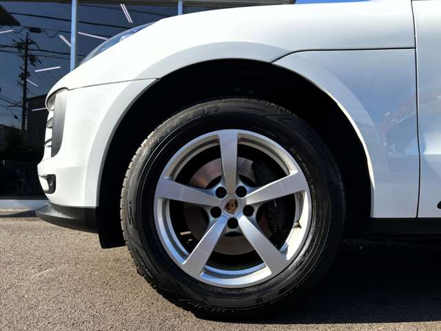 Porsche Macan 6