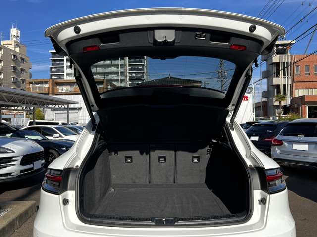 Porsche Macan 7
