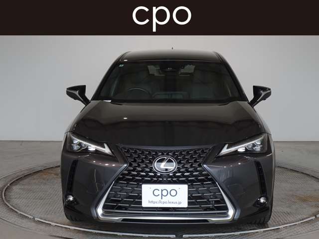 Lexus UX 5