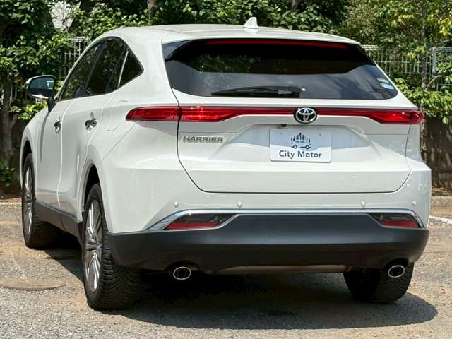Toyota Harrier 4