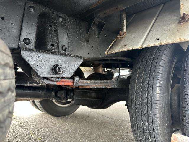 Isuzu Elf 12