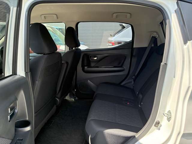 Mitsubishi eK X 11