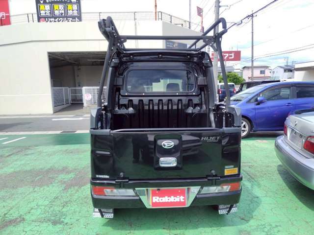 Daihatsu Hijet Deck Van 6