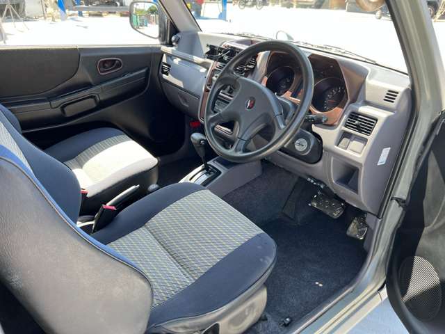 Mitsubishi Pajero Mini 10