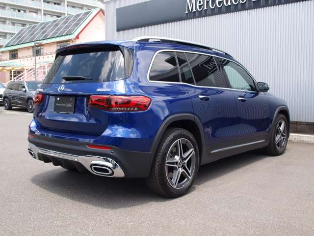 Mercedes-Benz GLB 11