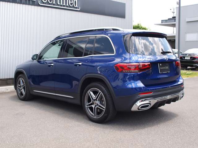 Mercedes-Benz GLB 10