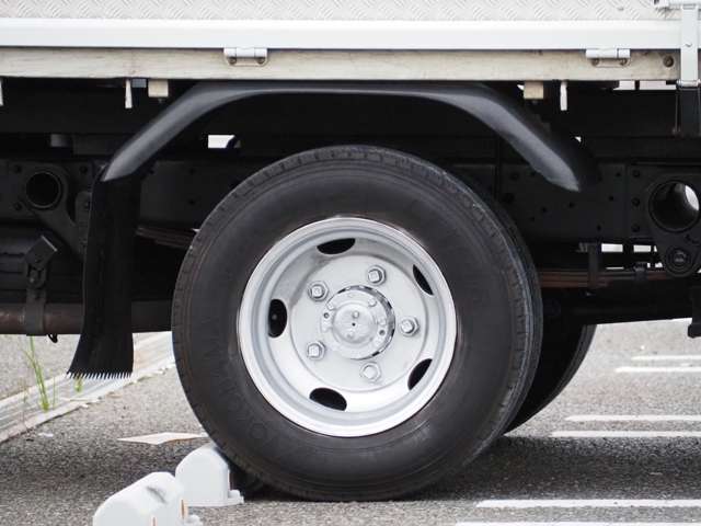 Mitsubishi Fuso Canter 12