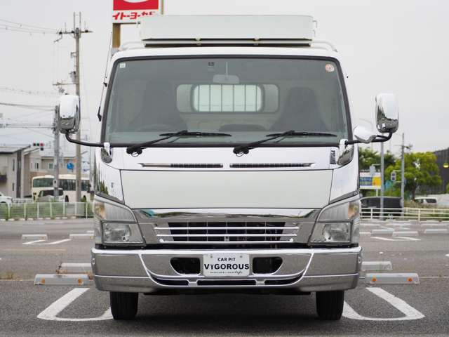 Mitsubishi Fuso Canter 4