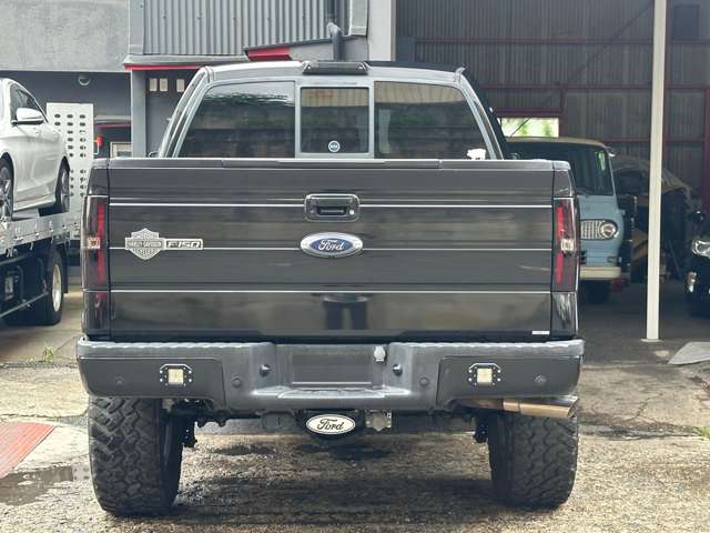 Ford F-150 7